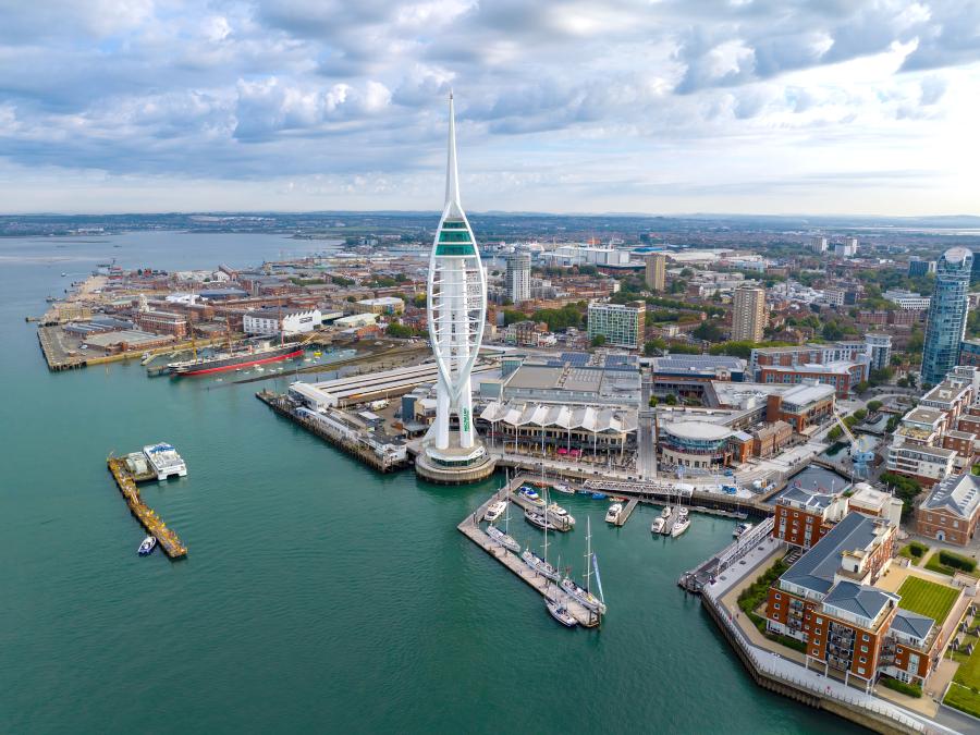 portsmouth harbour tours from gunwharf quays